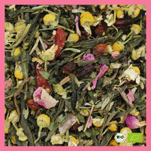 
                  
                    So Damn Pretty - Grünteemischung mit Guarana & Rosenblüten - 50g - Bio
                  
                